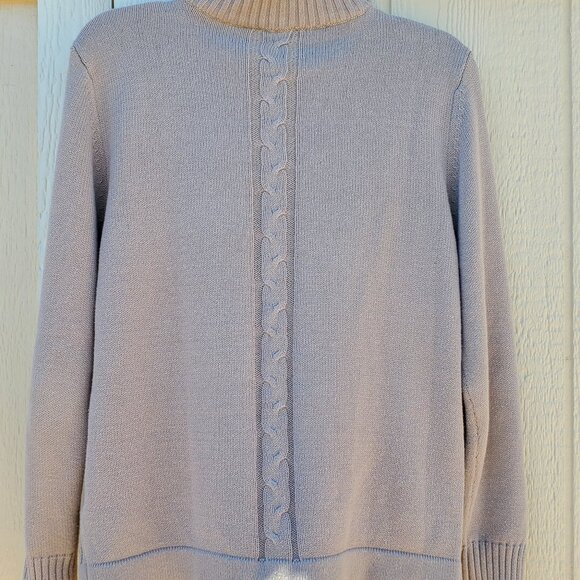 A gently used, Daily Women, pull over sweater, with a zippered neckline, Size M - Picture 8 of 8